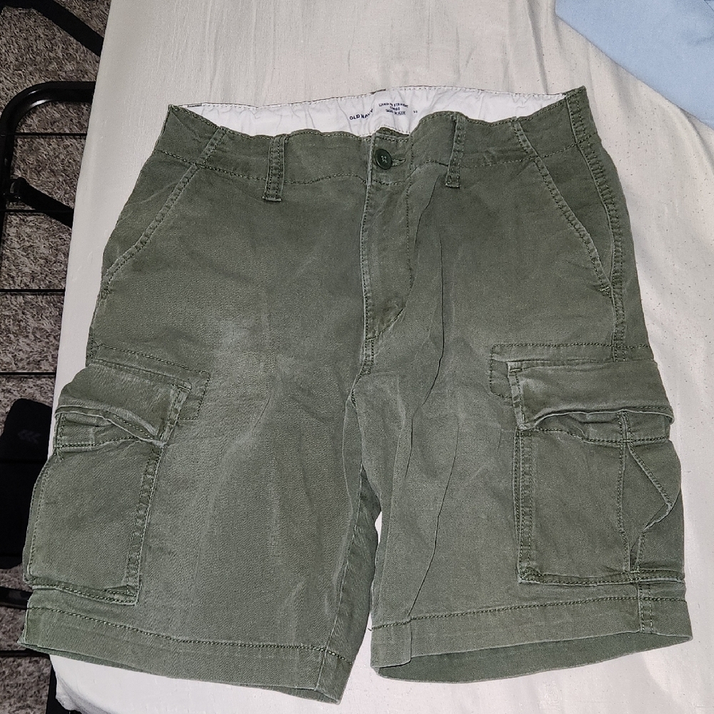 Men's Green Cargo Shorts